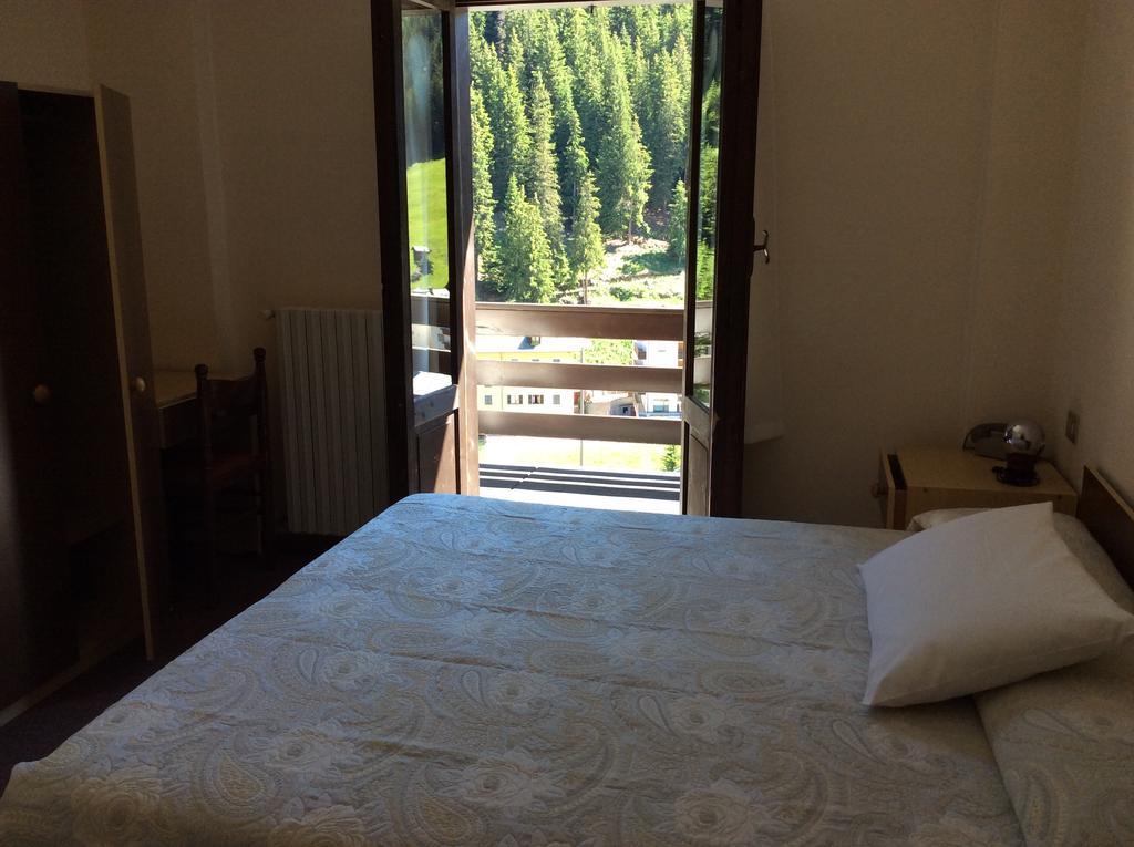 Hotel Meuble Adler - Rooms & Mountain Apartments Santa Caterina Valfurva Exterior photo