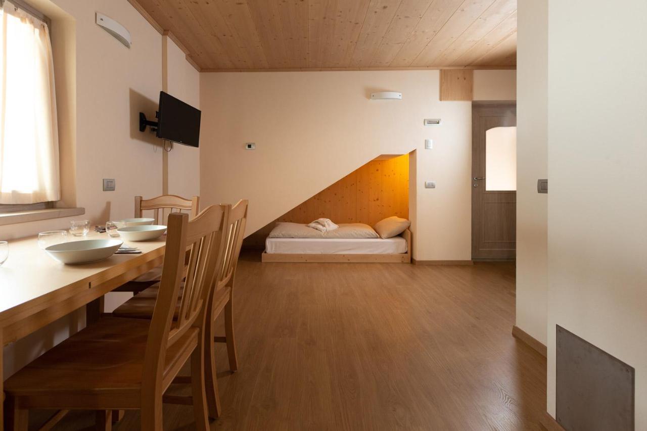 Hotel Meuble Adler - Rooms & Mountain Apartments Santa Caterina Valfurva Exterior photo